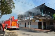 incendio: Gimnasio ubicado en el segundo piso de billares Mi Bohío en Arauca.